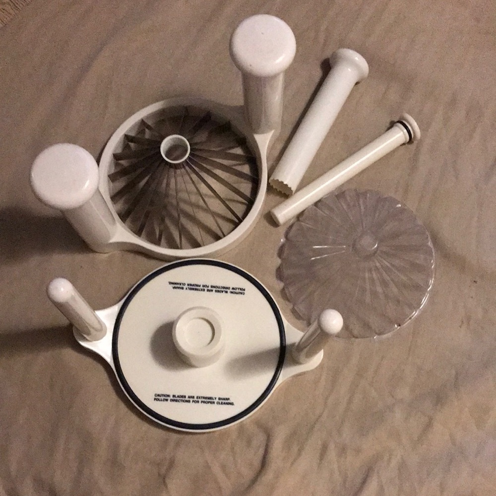 Great American Steakhouse Onion Machine